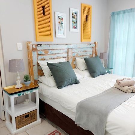 The Coelacanth Guest House And Beach Thyme Self Catering Kiddʼs Beach エクステリア 写真
