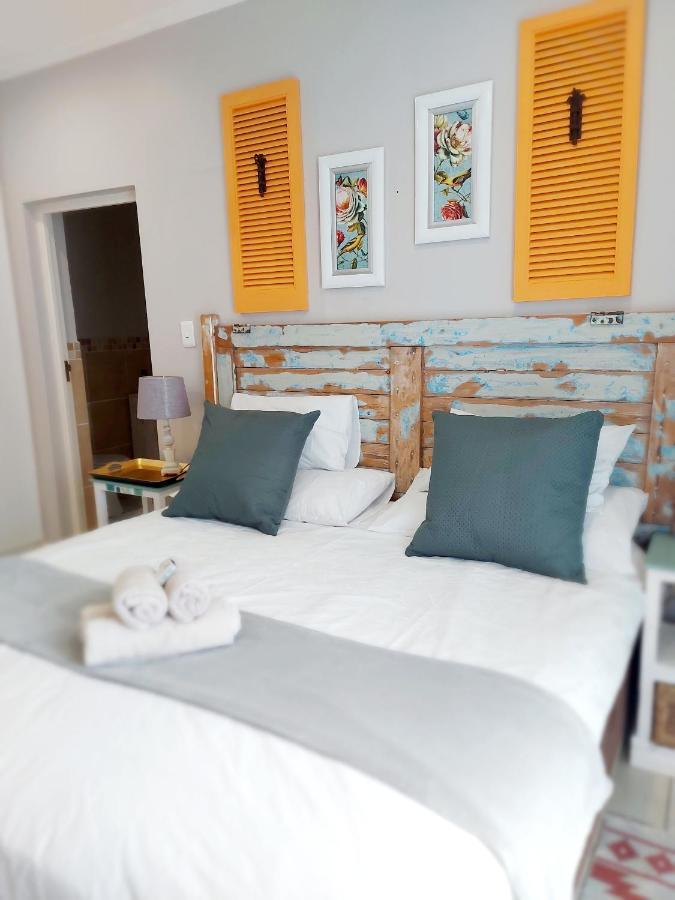 The Coelacanth Guest House And Beach Thyme Self Catering Kiddʼs Beach エクステリア 写真