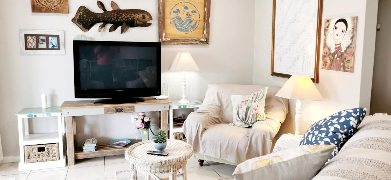 The Coelacanth Guest House And Beach Thyme Self Catering Kiddʼs Beach エクステリア 写真