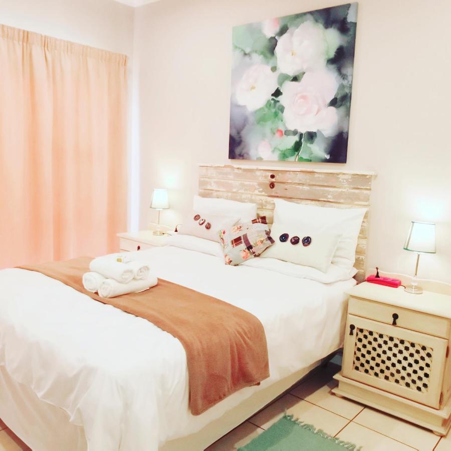 The Coelacanth Guest House And Beach Thyme Self Catering Kiddʼs Beach エクステリア 写真