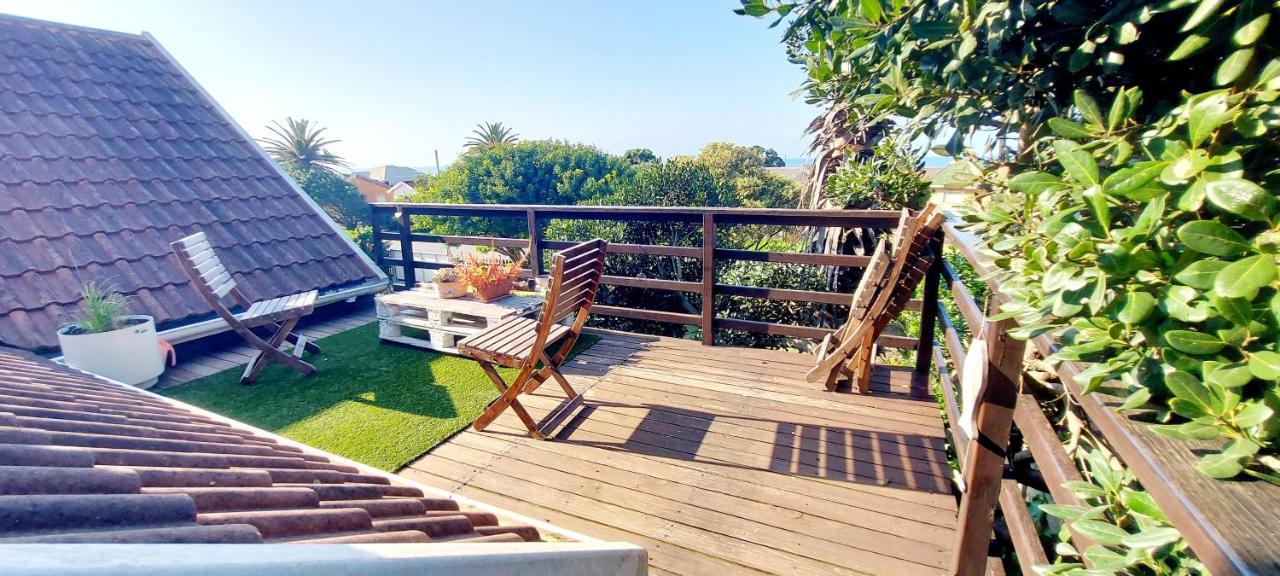 The Coelacanth Guest House And Beach Thyme Self Catering Kiddʼs Beach エクステリア 写真